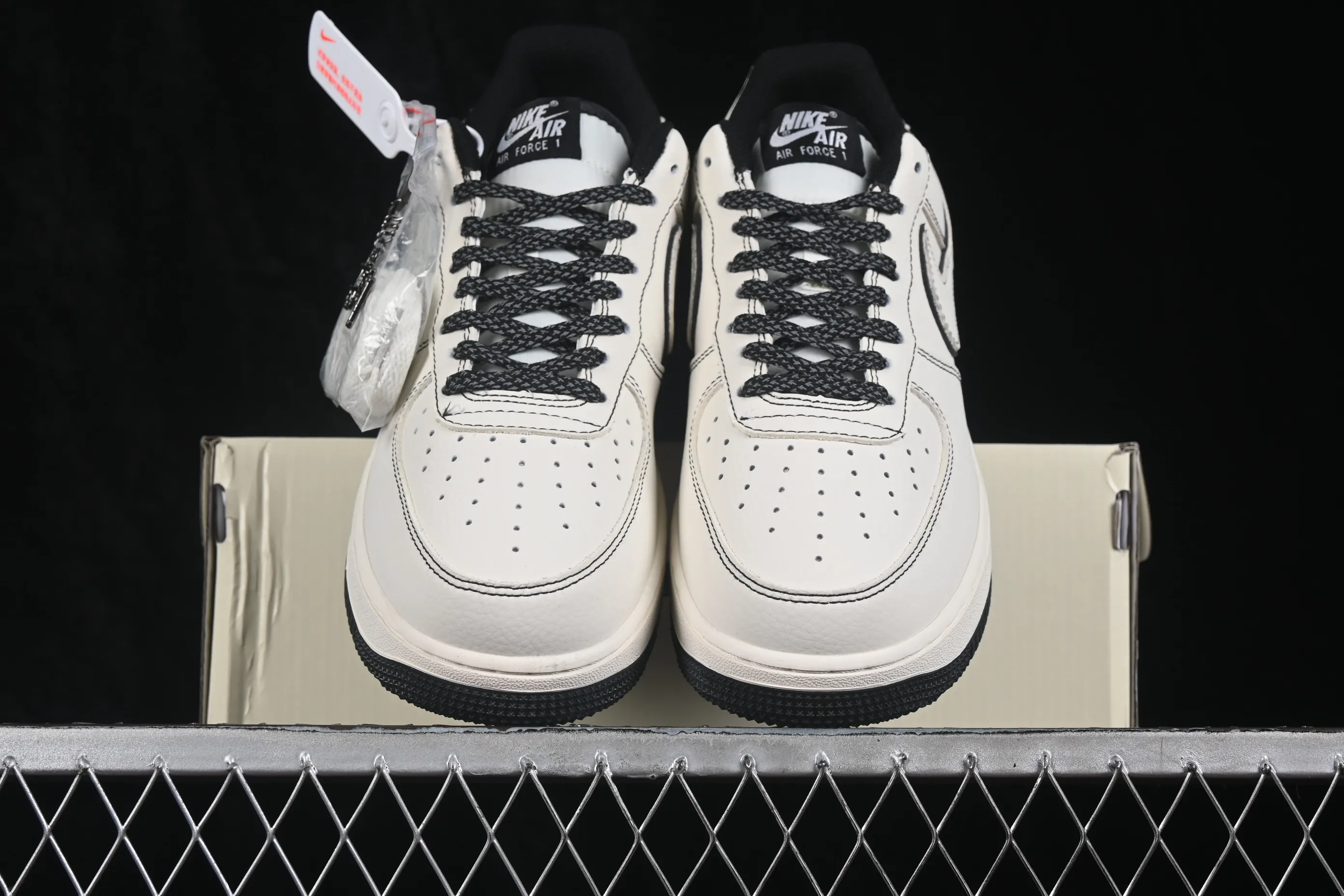 All categories Nk Air Force 1 Air Force series Nk Air Force 1 Low Air Force low-top Nike Air Force 1'07 Low joint model Air Force 1 low-top casual sneakers DD1982-365
